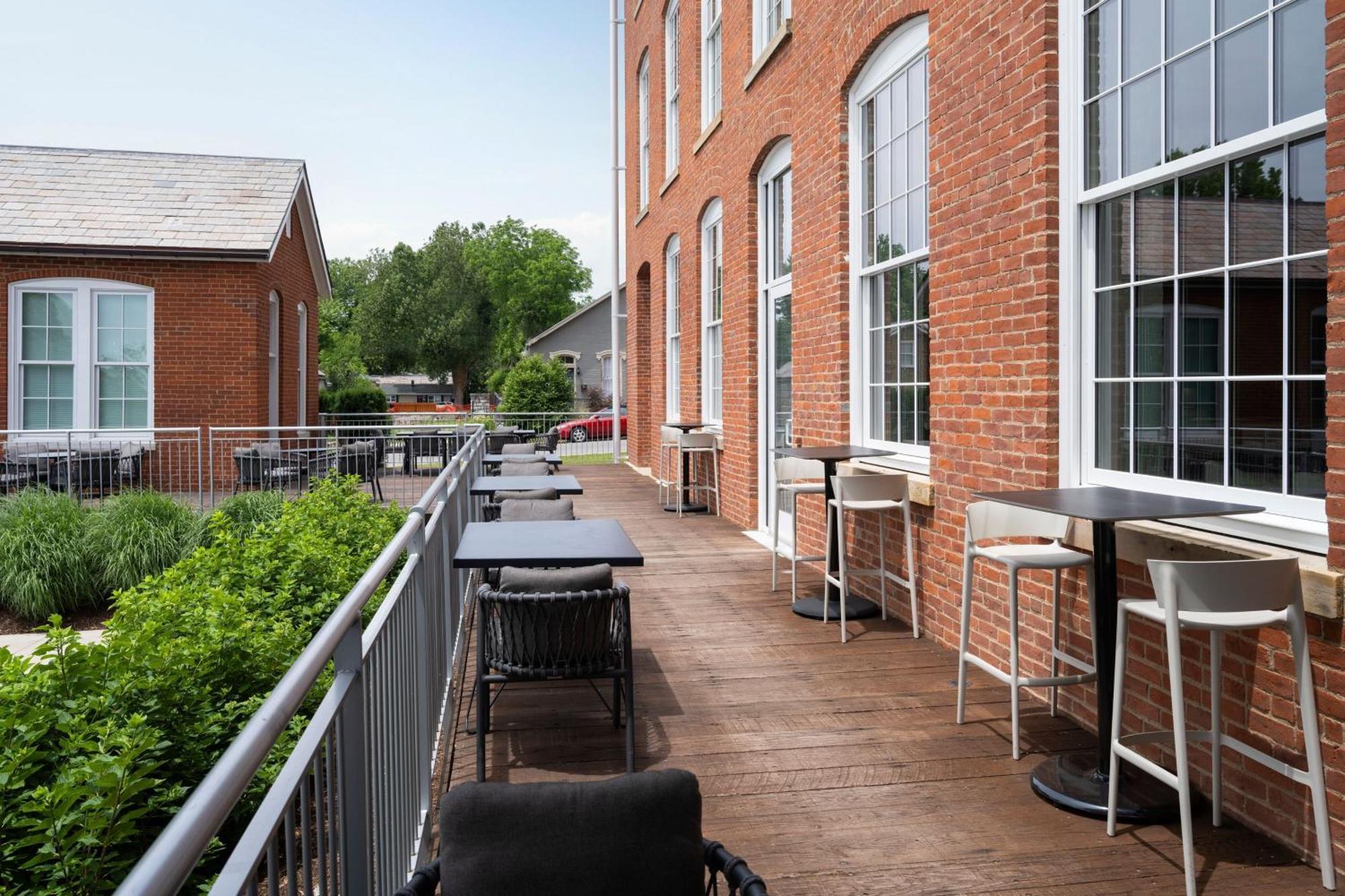 Fairfield Inn & Suites Madison Historic Eagle Cotton Mill Εξωτερικό φωτογραφία