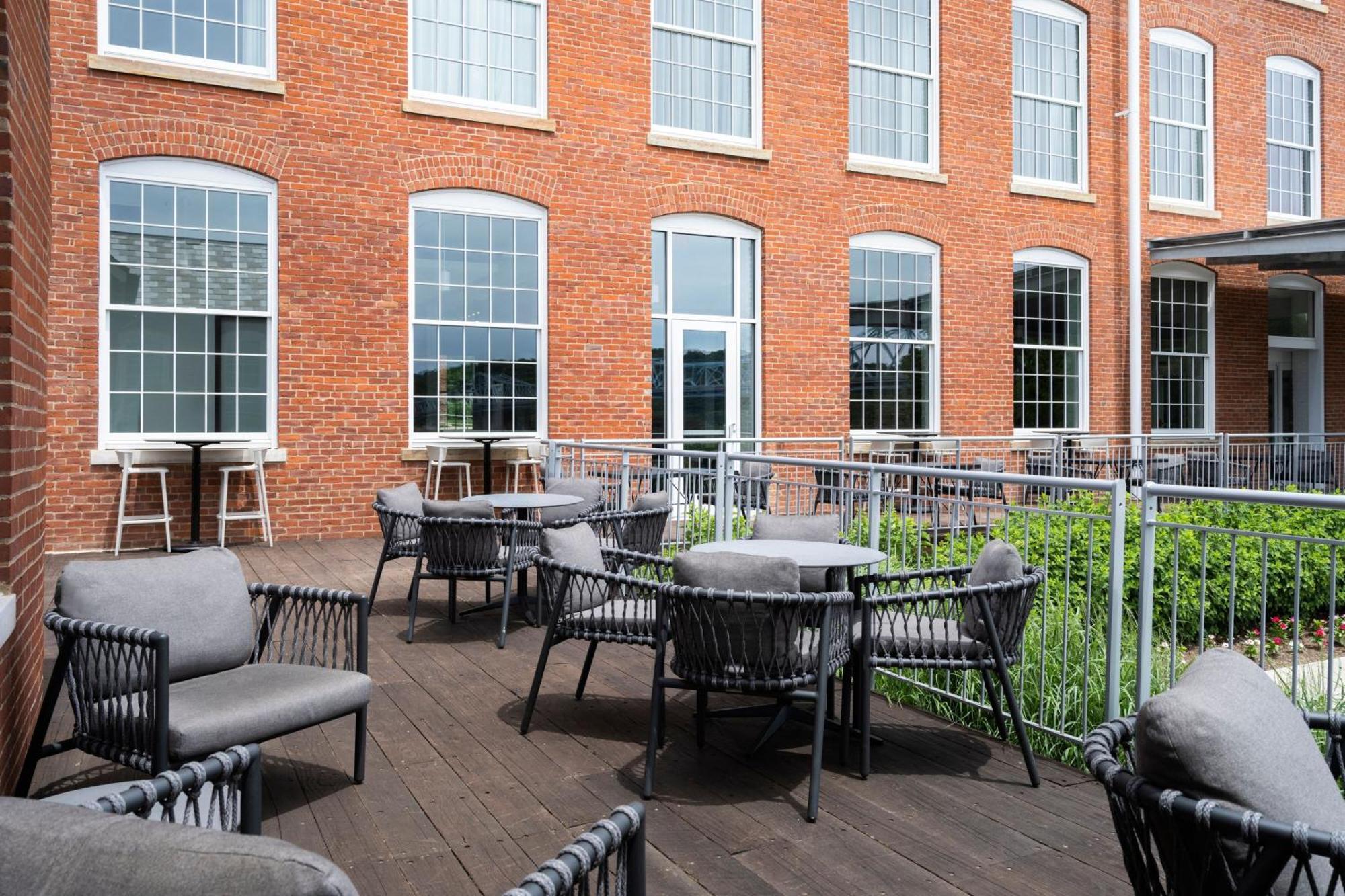 Fairfield Inn & Suites Madison Historic Eagle Cotton Mill Εξωτερικό φωτογραφία