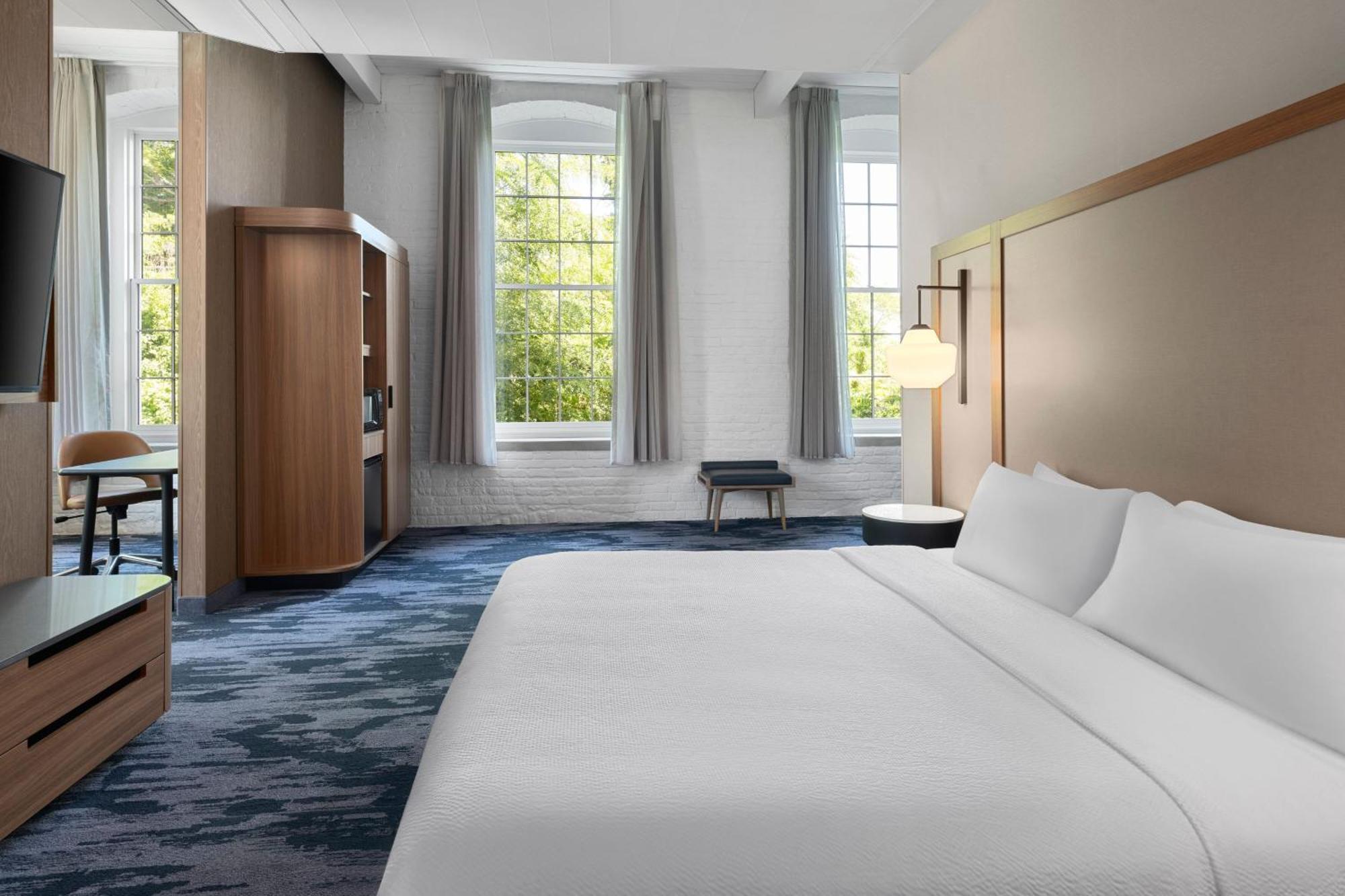 Fairfield Inn & Suites Madison Historic Eagle Cotton Mill Εξωτερικό φωτογραφία