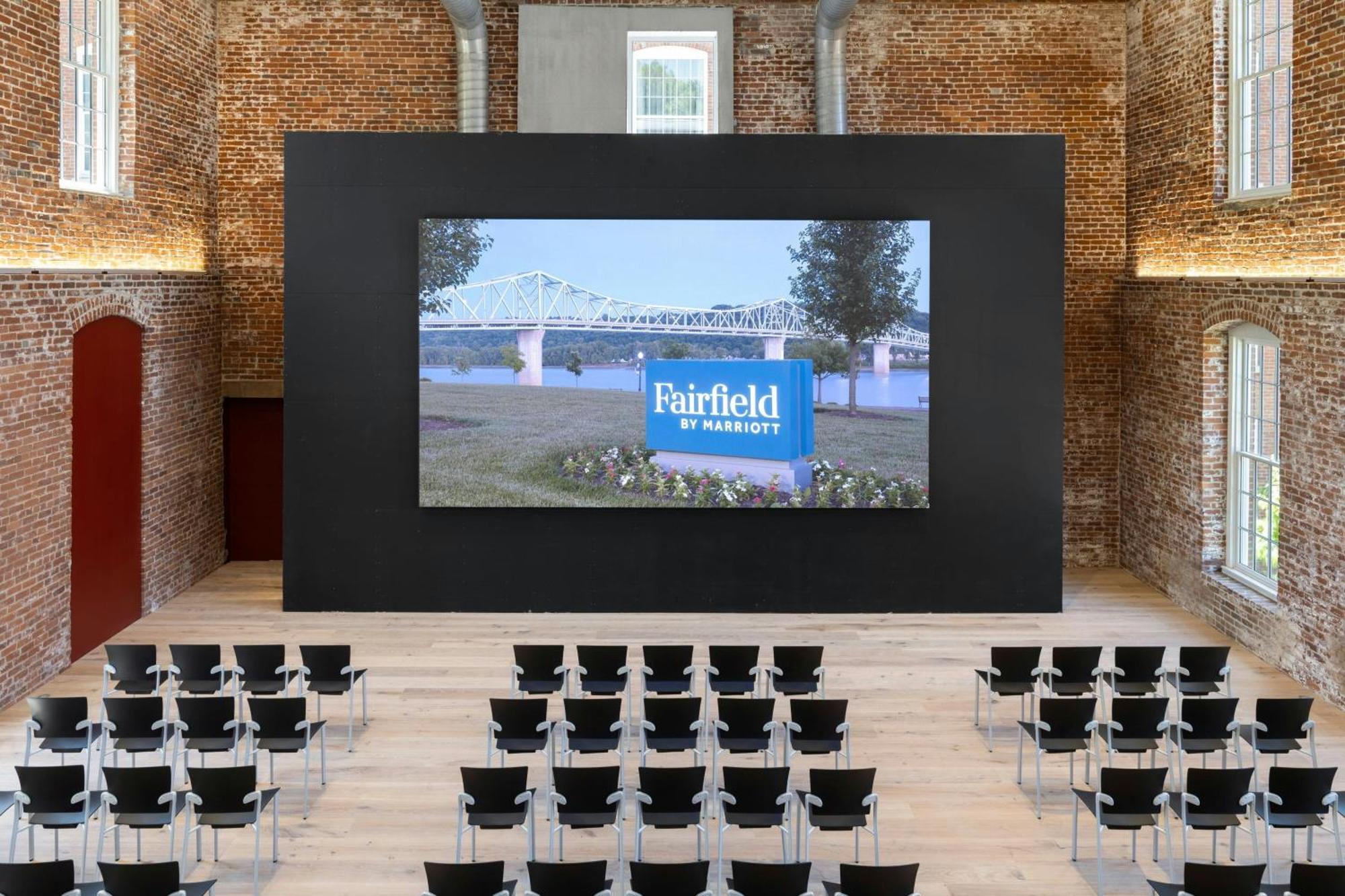 Fairfield Inn & Suites Madison Historic Eagle Cotton Mill Εξωτερικό φωτογραφία
