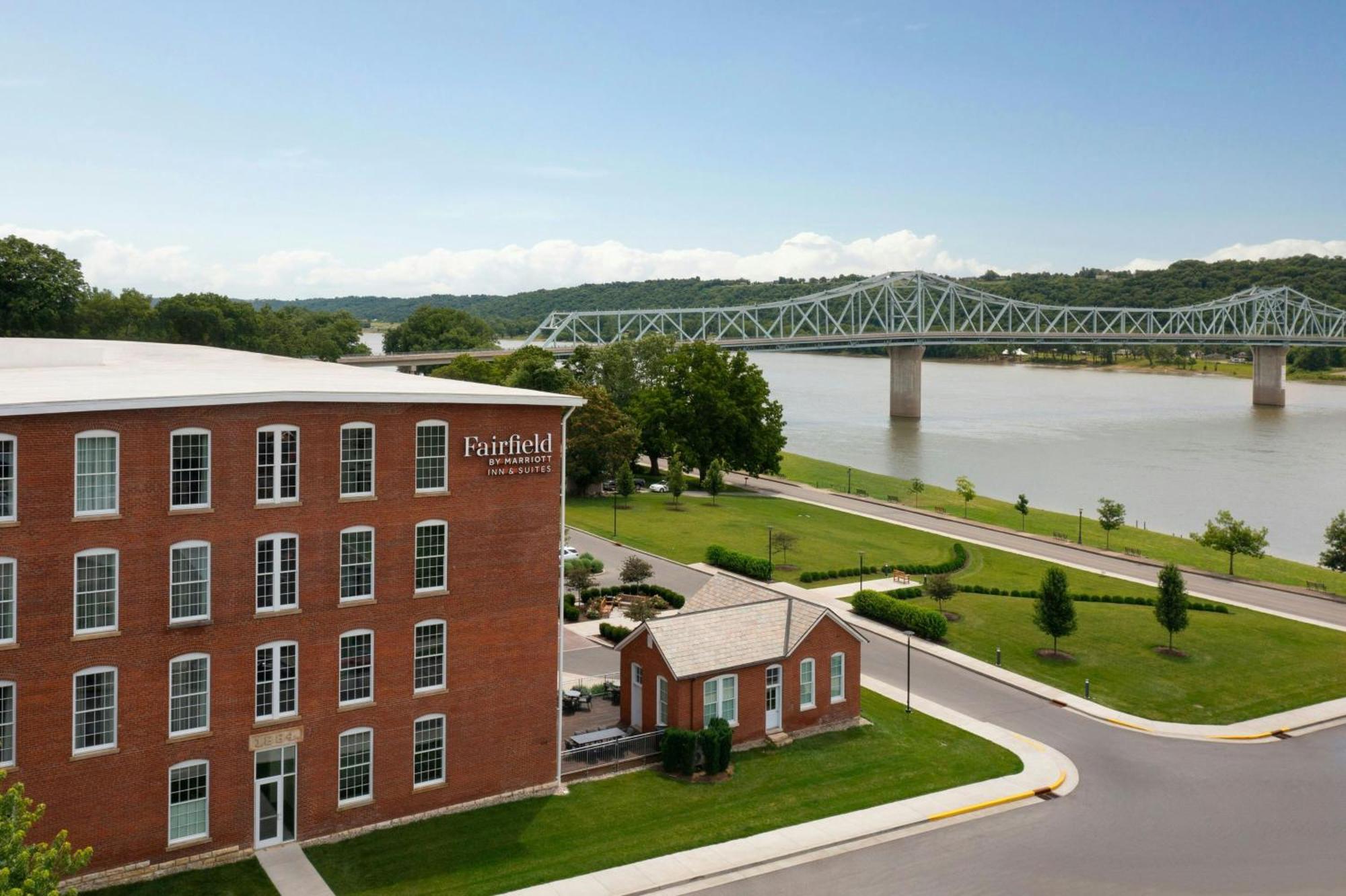 Fairfield Inn & Suites Madison Historic Eagle Cotton Mill Εξωτερικό φωτογραφία